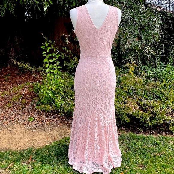 MADE for Impulse Elegant Dusty Rose Pink Lace Sleeveless Dress - Picture 6 of 6